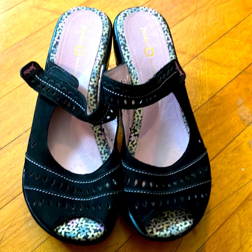 Jambu Sport Wedges